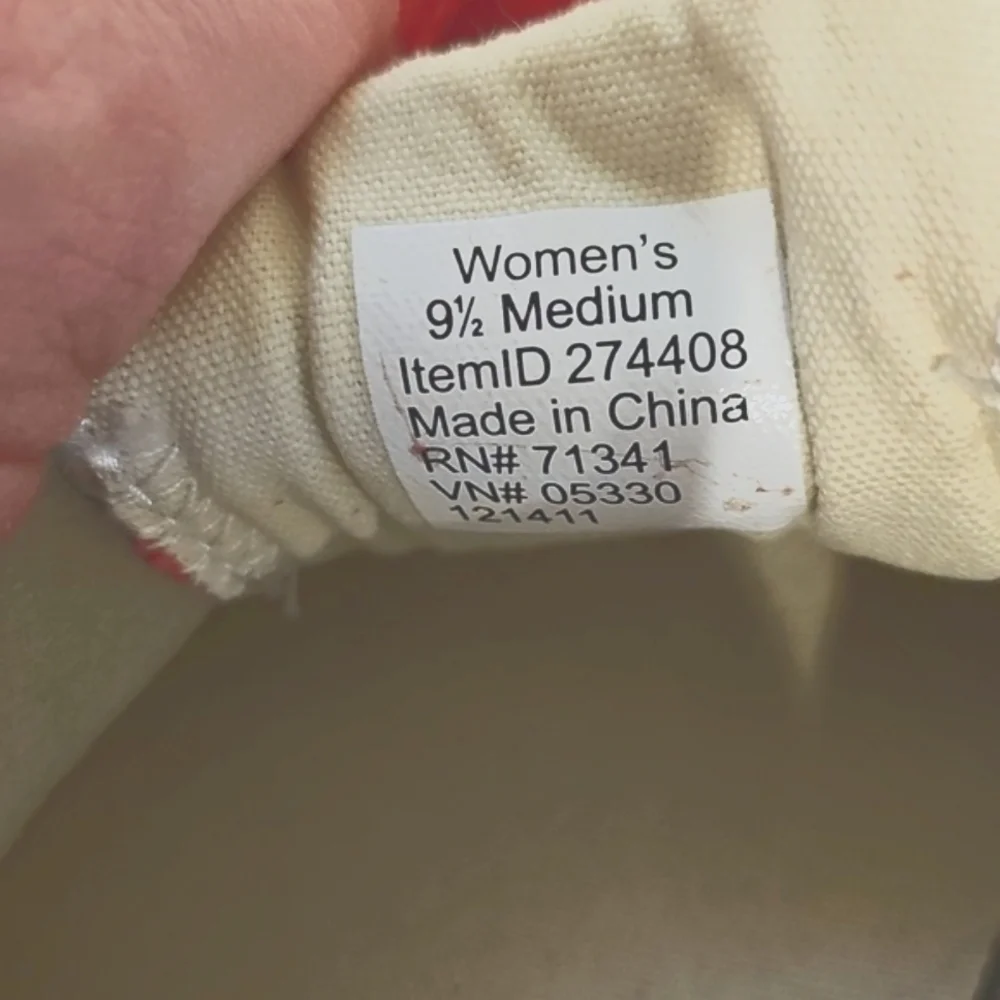 LL Bean Red Canvas Boat Shoes Women's Size 9 1/2 - Picture 5 of 6